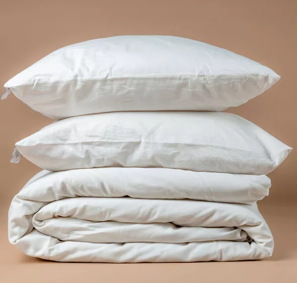 Feather cream dekbedovertrekset van Altex Home